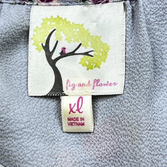 Fig and Flower Floral Boho V-Neck Crepe Tunic Mother of Pearl Buttons Sz XL NWOT - Picture 9 of 10